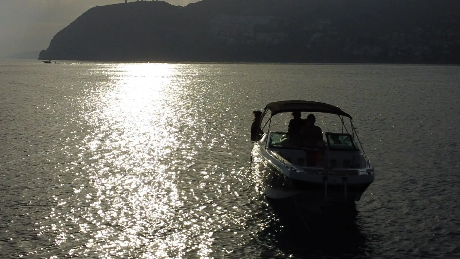 Sonnenuntergang auf der Four Winns in Marina del Este