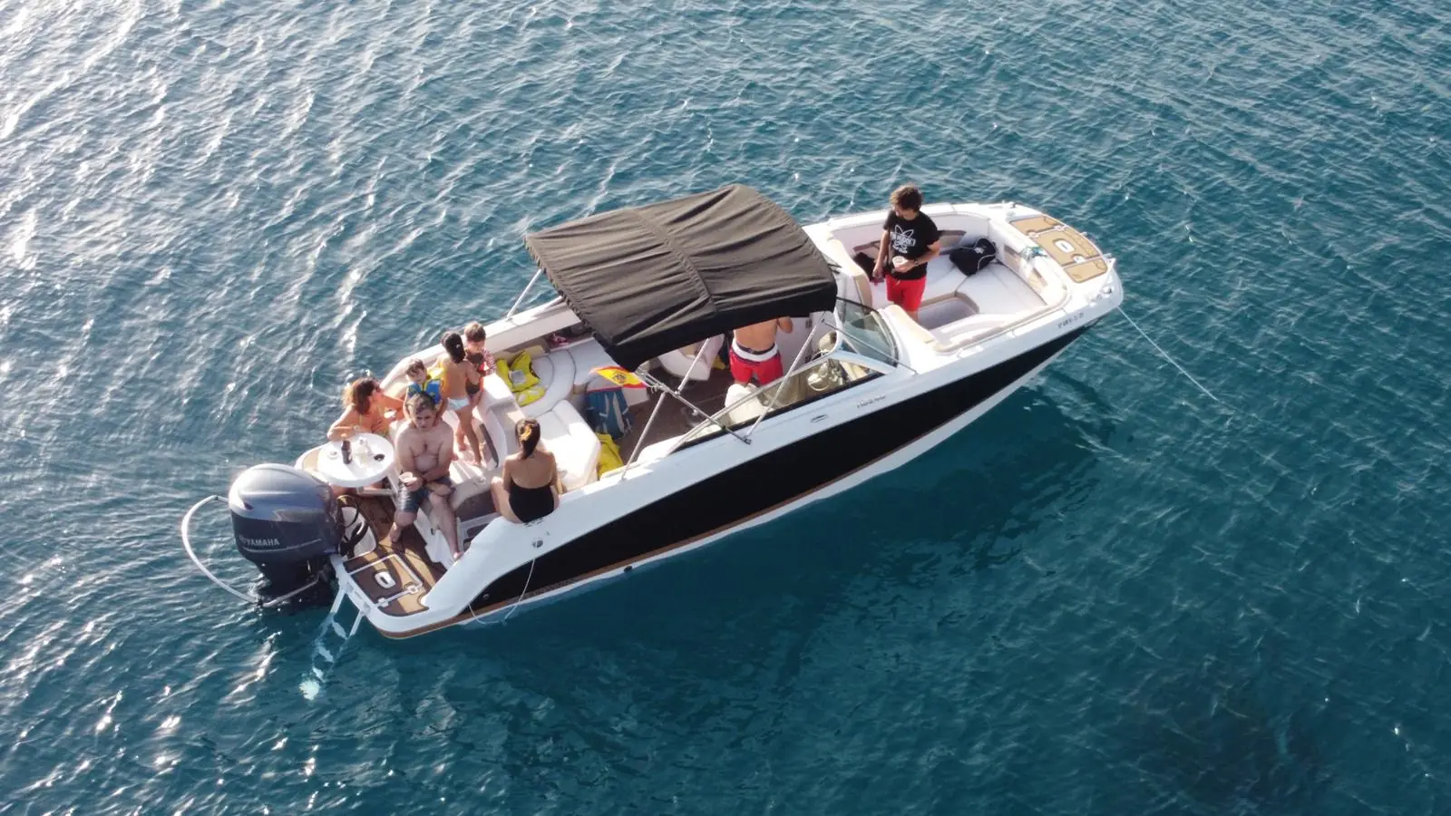Four Winns HD240 Horizon, Foto 2